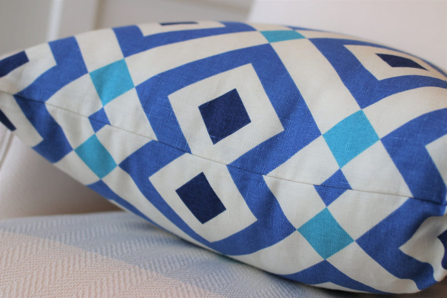 Blue Diamonds 20" Square